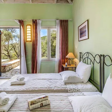 Pisti Villa *